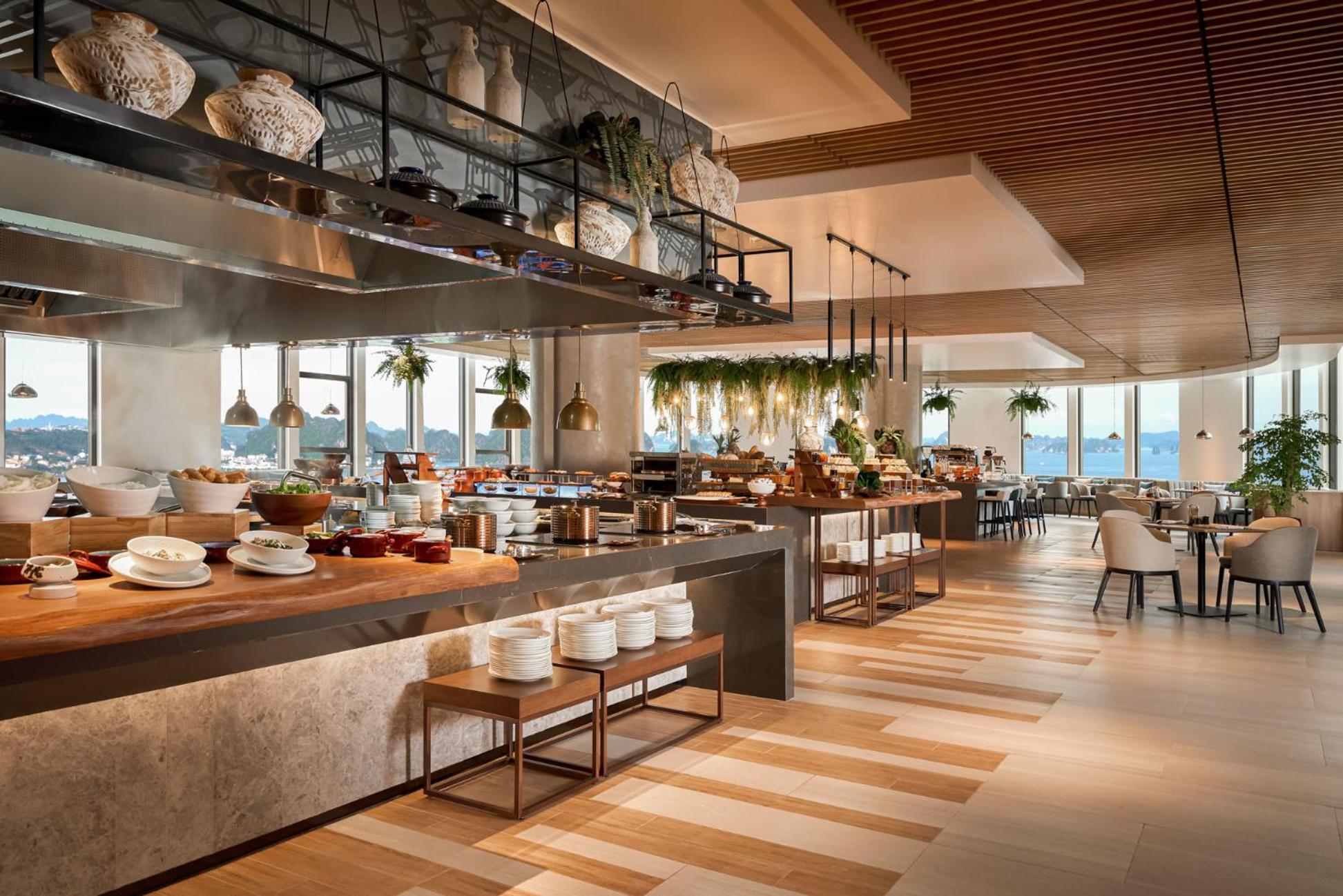 The Yacht Hotel By Dc Hạ Long Exterior foto
